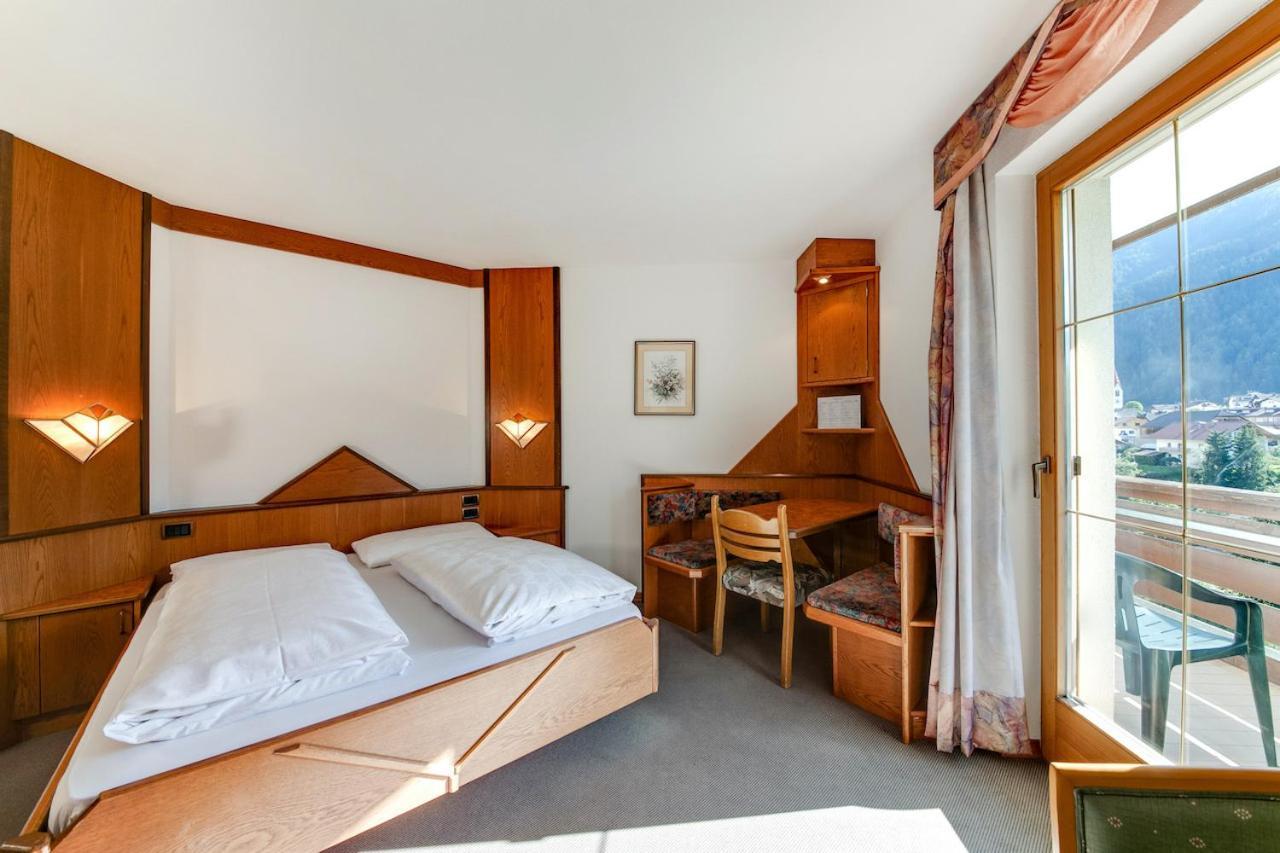 Smy Koflerhof Wellness & Spa Dolomiti Rasun di Sopra Ruang foto